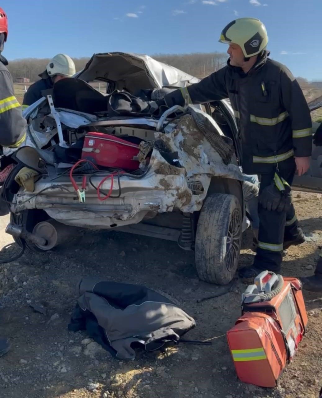 Deprem bölgesine yardıma gitmişlerdi, dönüş yolunda kaza yaptılar: 2 ölü, 3 yaralı