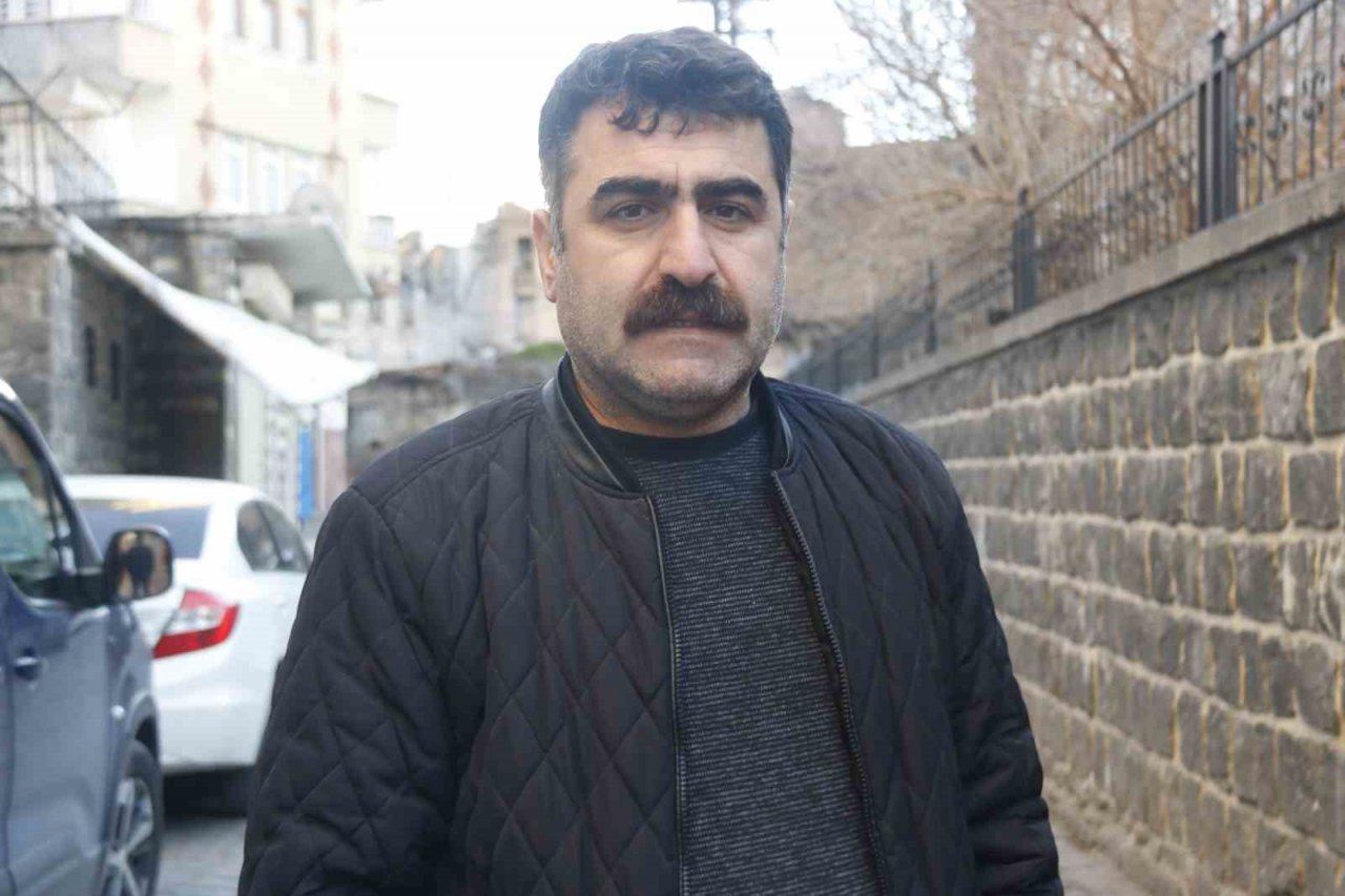 Dicle Üniversitesi rektörlük binası boşaltıldı