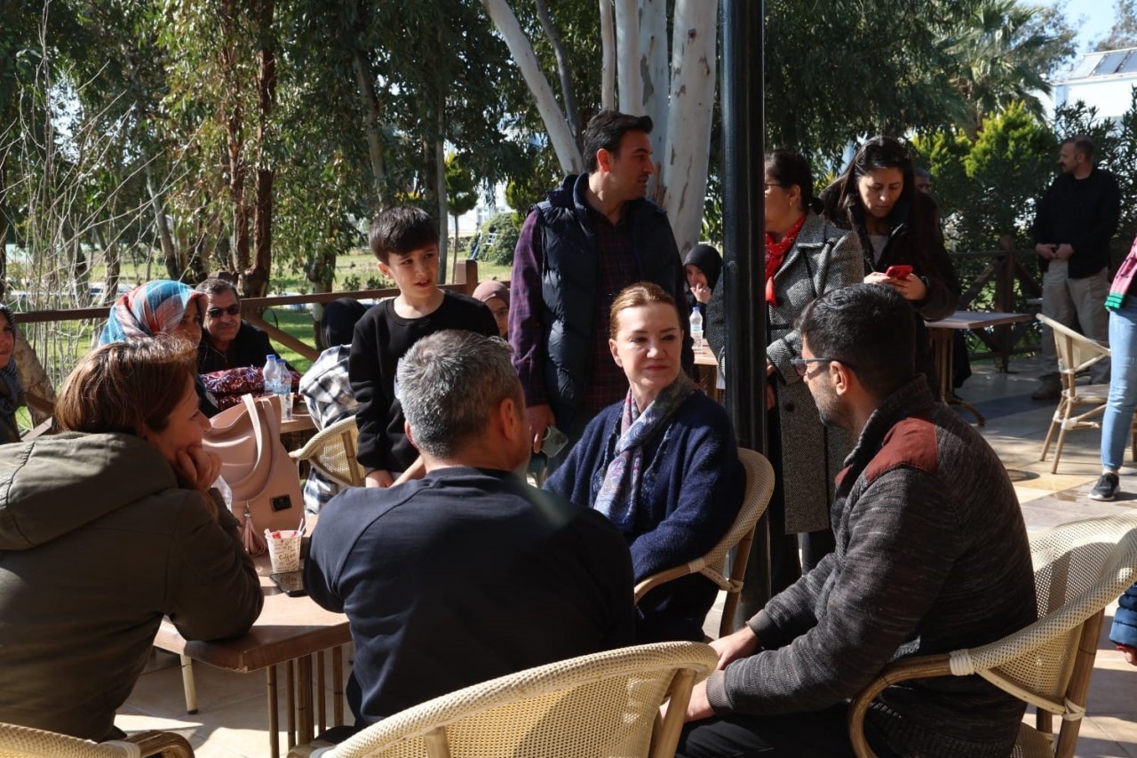 Rektör Hotar’dan depremzede misafirlere ziyaret