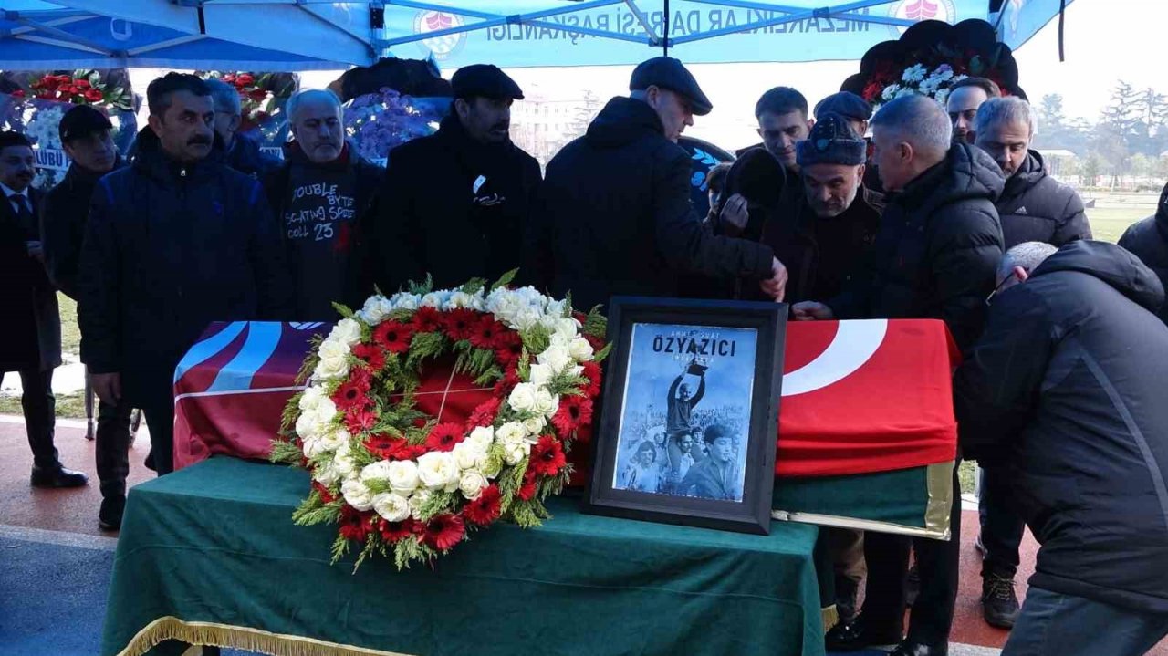 Ahmet Suat Özyazıcı için tören düzenlendi