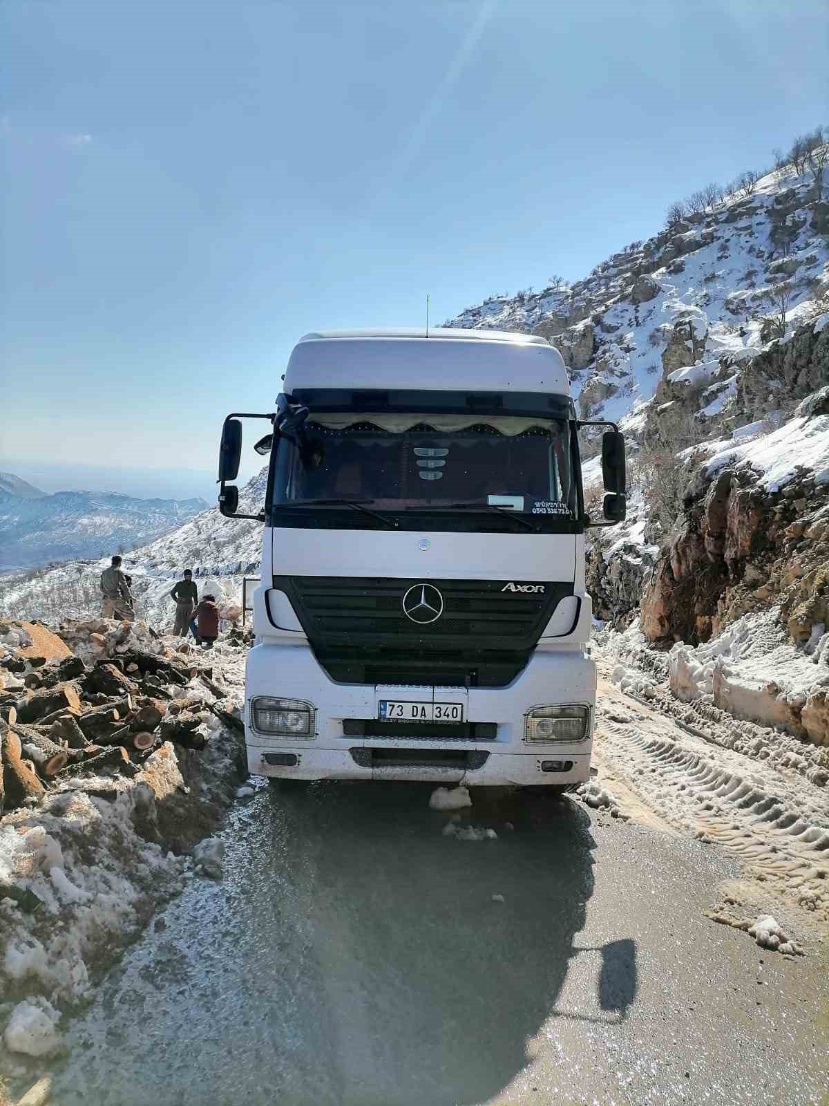 OGM’den deprem bölgesine yakacak odun yardımı