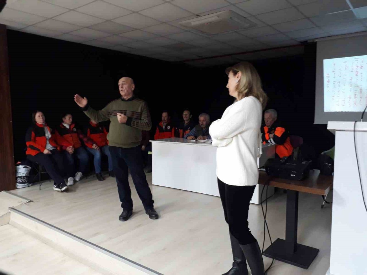 Yalova Mahalle Afet Gönüllüleri depremi değerlendirdi