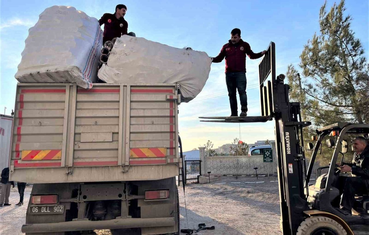 Kütahya OBM, deprem bölgesindeki vatandaşların acil ihtiyaçları için desteğini sürdürüyor