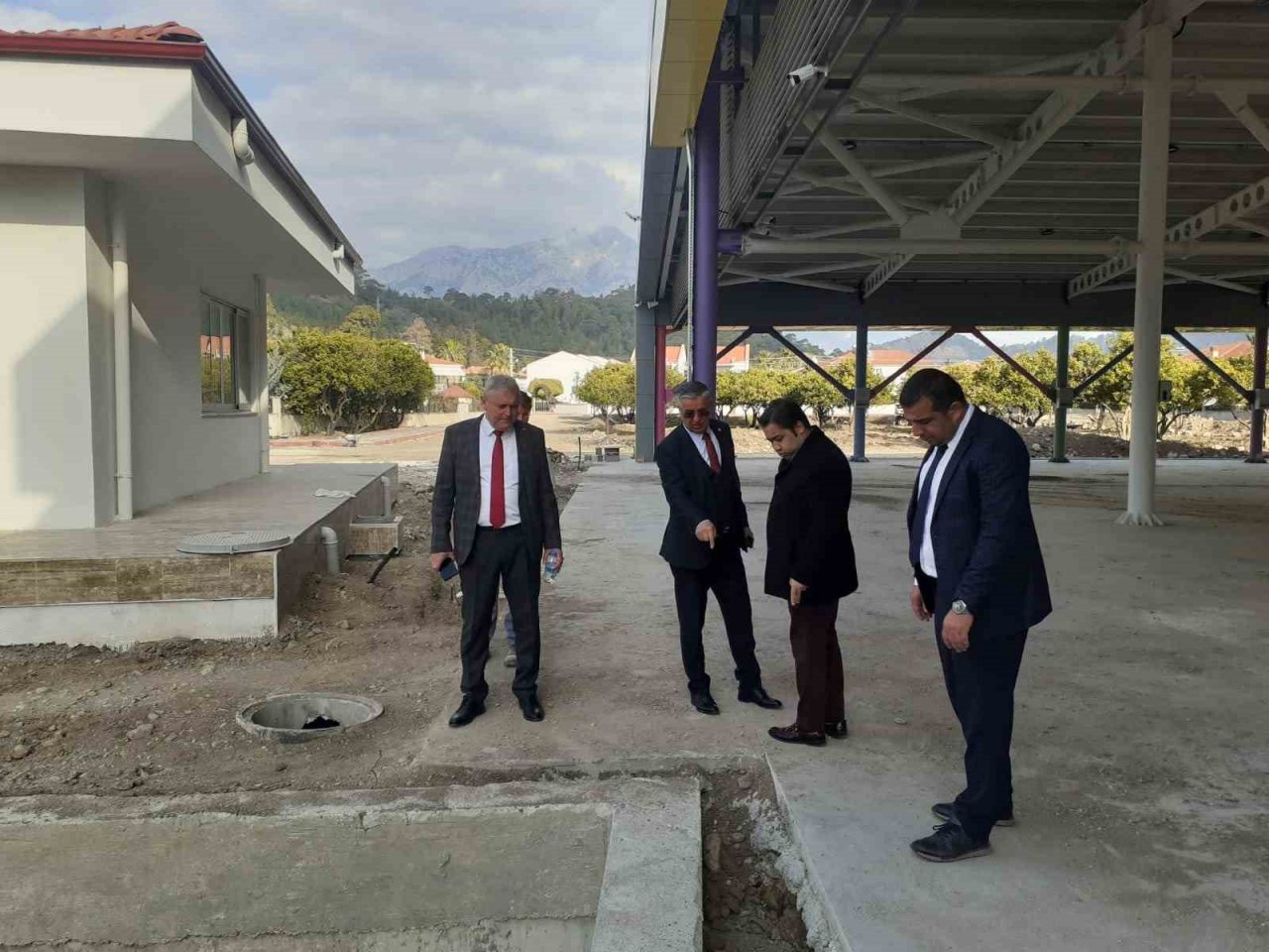 Çamyuva kapalı pazar yerinde sona doğru