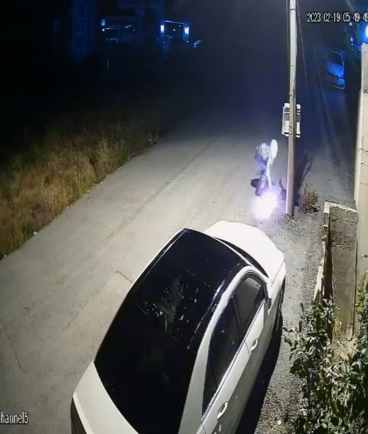 Lüks otomobili kundaklayan şüphelinin planı filmleri aratmadı