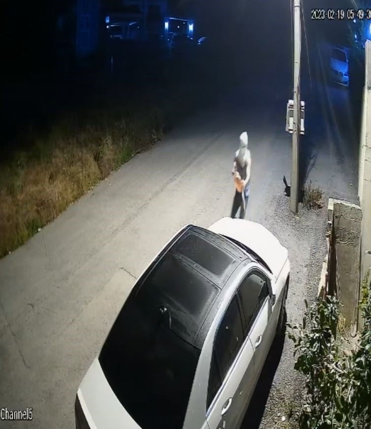 Lüks otomobili kundaklayan şüphelinin planı filmleri aratmadı