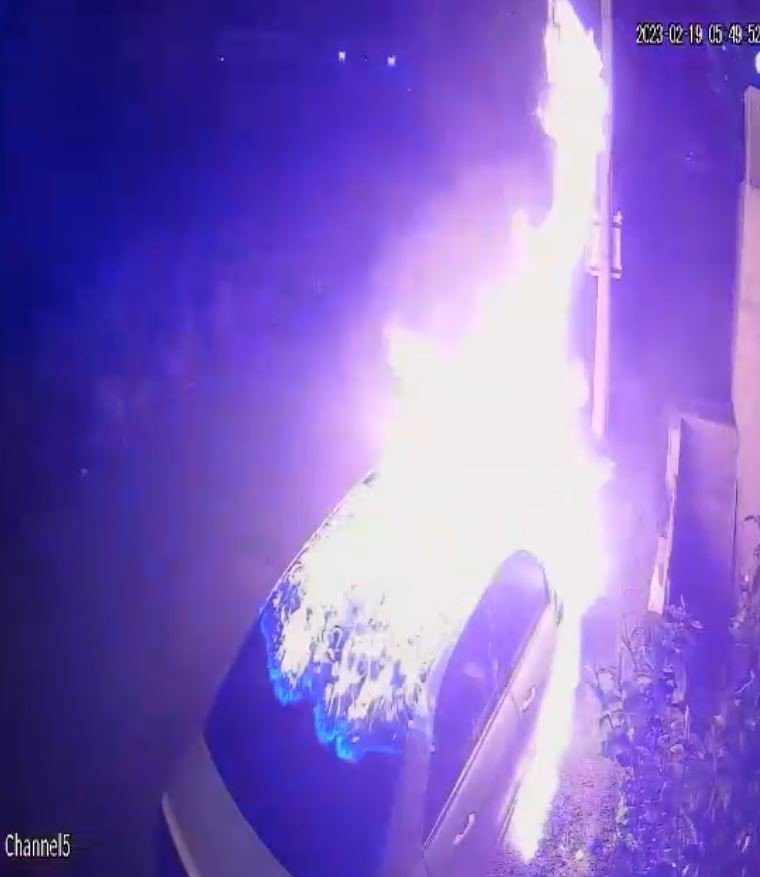 Lüks otomobili kundaklayan şüphelinin planı filmleri aratmadı