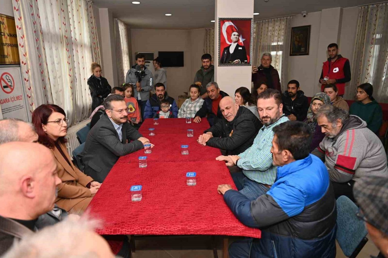Adıyamanlı sanatçı yaşadığı ’asrın felaketi’ için ağıt yazdı