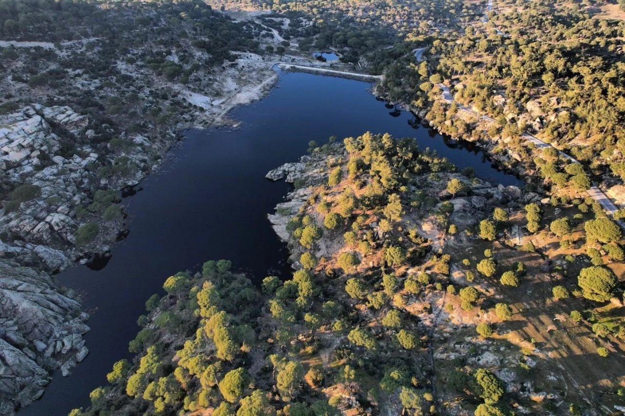 Çavdar Göleti’nde iki mevsim bir arada