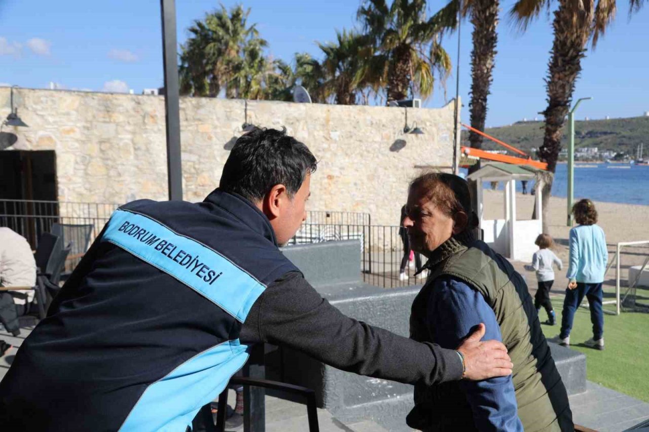 Başkan Aras, depremzedeler ile görüştü