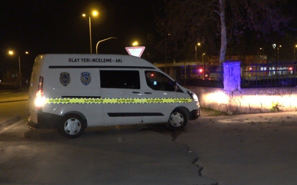 Çocukların kavgasında bıçak çekildi: 1 yaralı