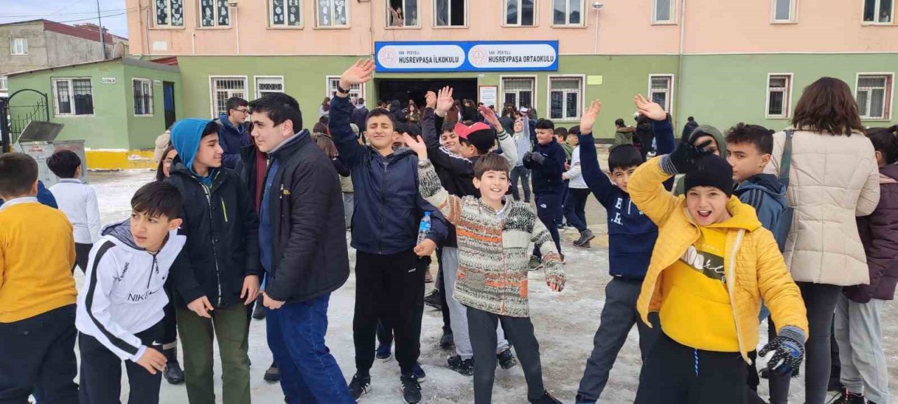 Van’da eğitim öğretim dönemi başladı