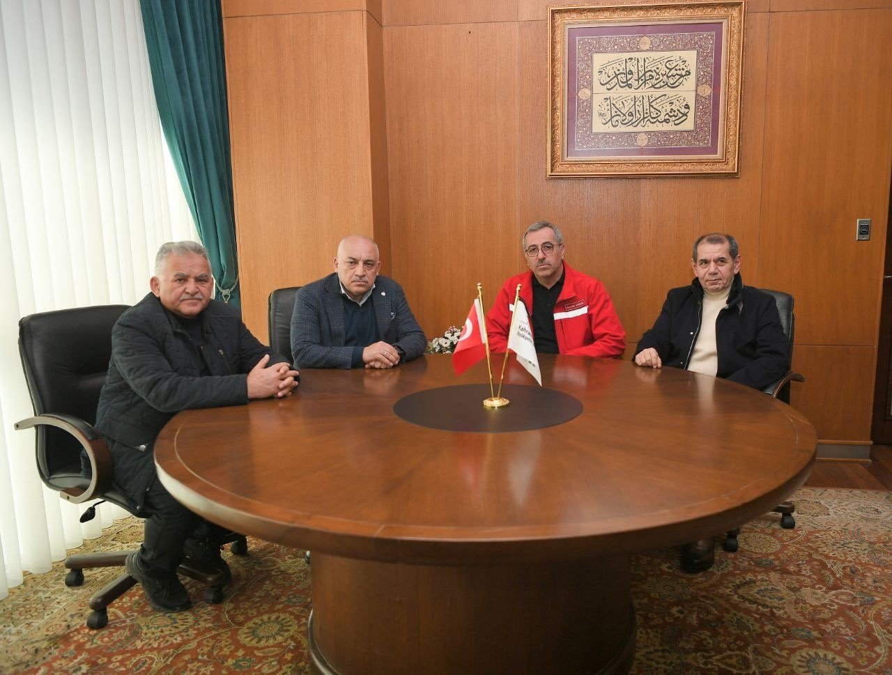 Büyükkılıç, Spor Camiası ile Deprem Bölgesi’nde Bir Araya Geldi