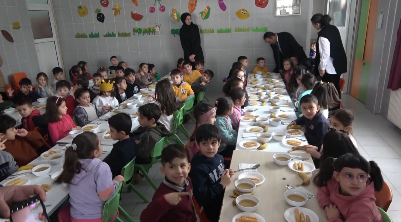 Muş’ta öğrencilere ücretsiz yemek hizmeti