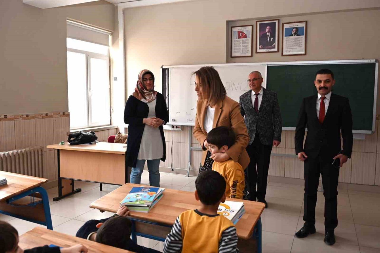 Nevşehir’de bin 247 depremzede çocuk ders başı yaptı