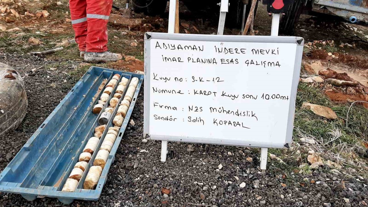 Adıyaman’da konut yapılması planlanan alanda ön etüt çalışması yapılıyor