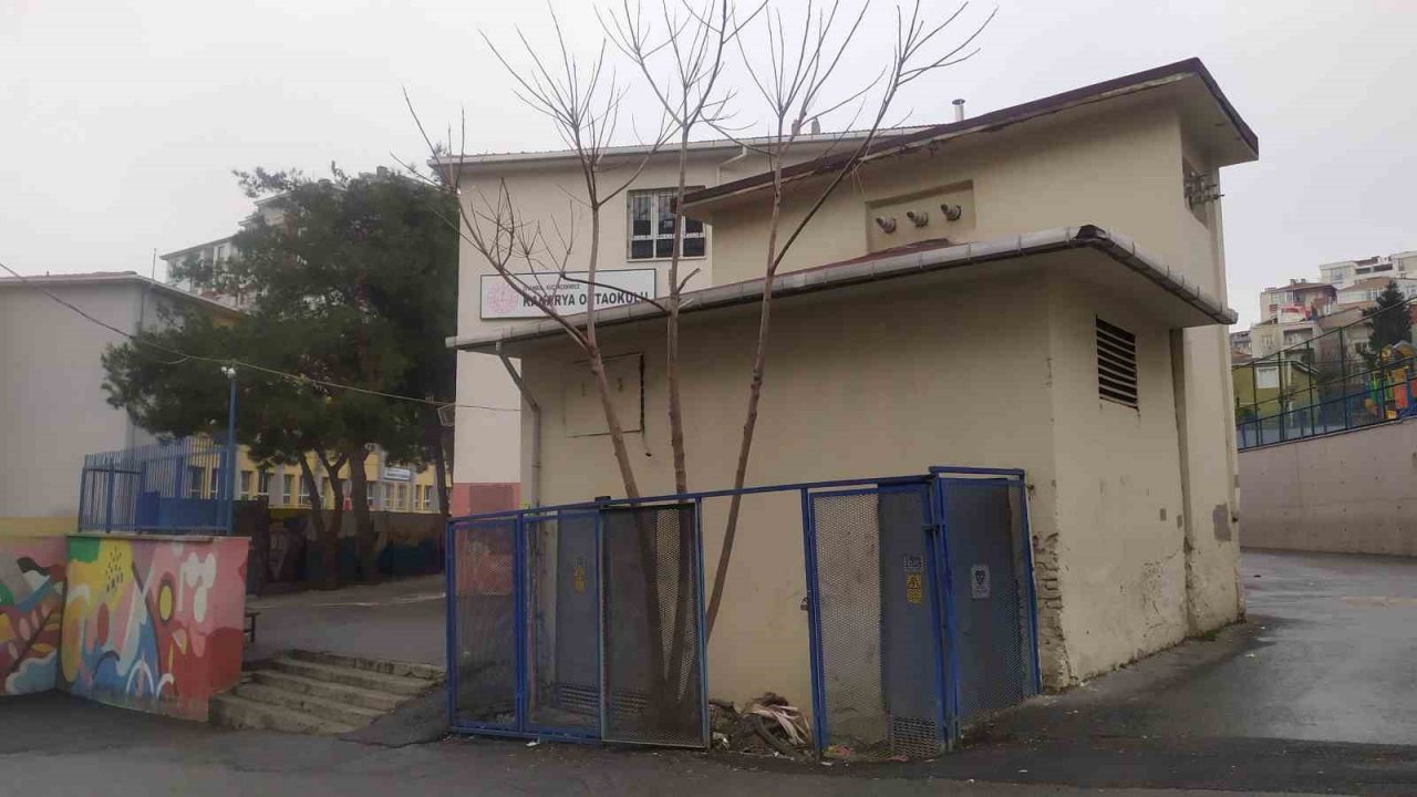 Tahliye kararı verilen okullarda taşıma işlemi başladı