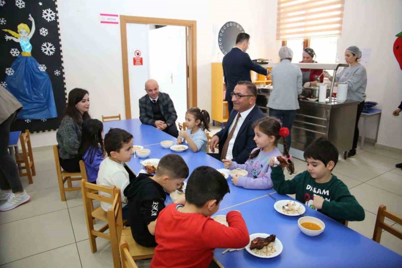 Tunceli’de okullarda ücretsiz yemek hizmeti başladı