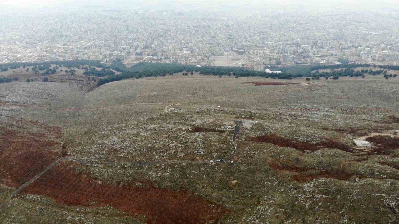 Adıyaman’da konut yapılması planlanan alanda ön etüt çalışması yapılıyor
