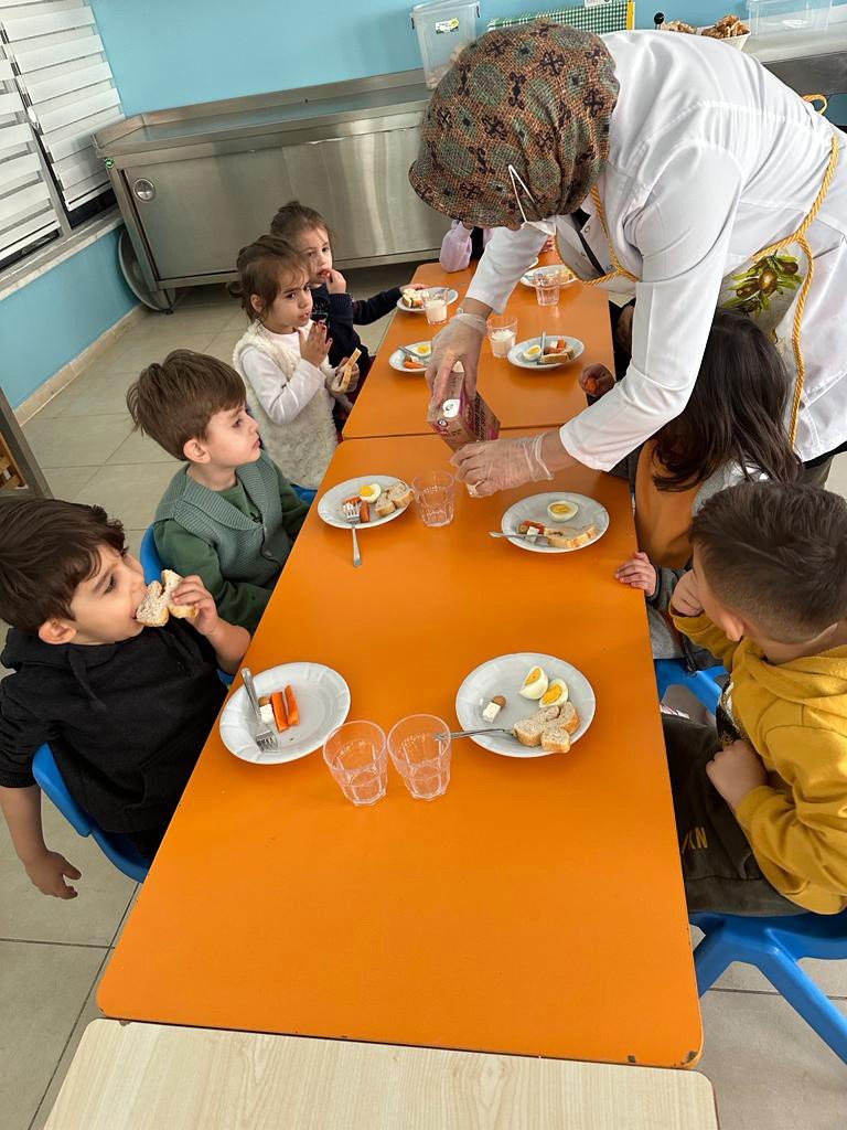 Yozgat’ta öğrencilere ücretsiz yemek uygulaması başladı