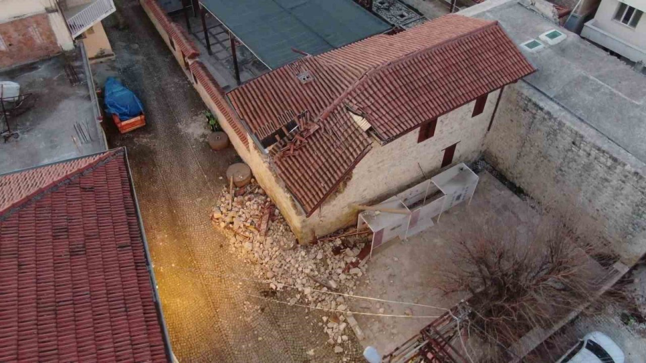 Hatay’da tarihi ‘Zeytin ve Zeytinyağı Müzesi’ depremde hasar aldı