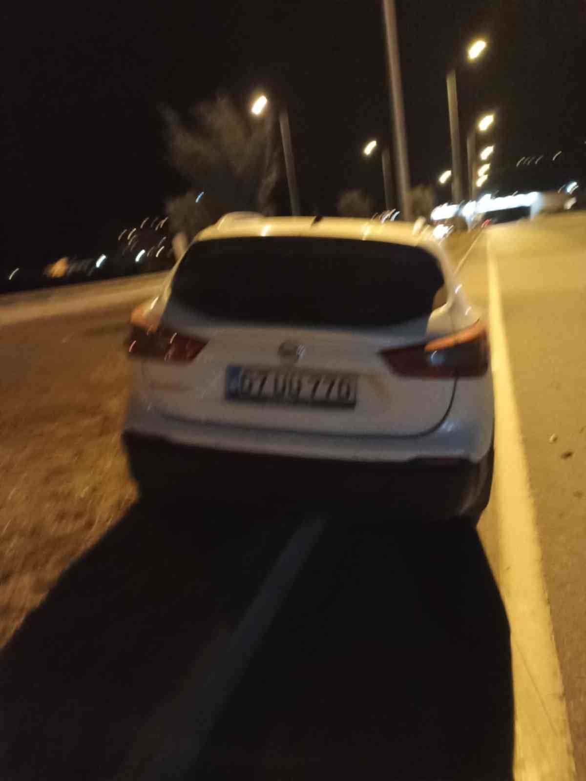 Gazipaşa’da otomobille kamyonet çarpıştı: 4 yaralı