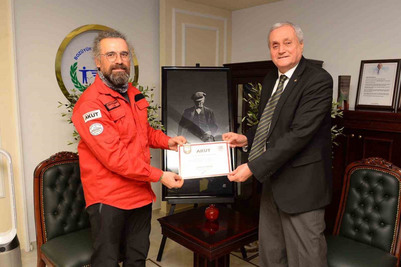 Başkan Bakkalcıoğlu “Sizlerle gurur duyuyoruz, iyi ki varsınız”