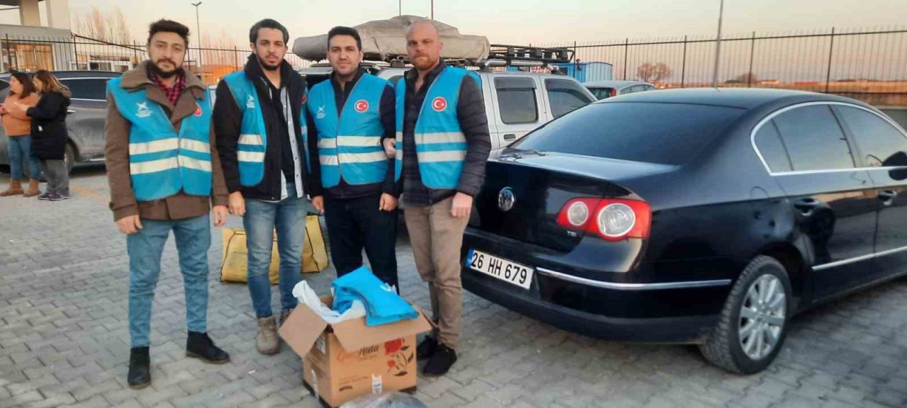 Eskişehir TÜGVA afetzedeler için sahada