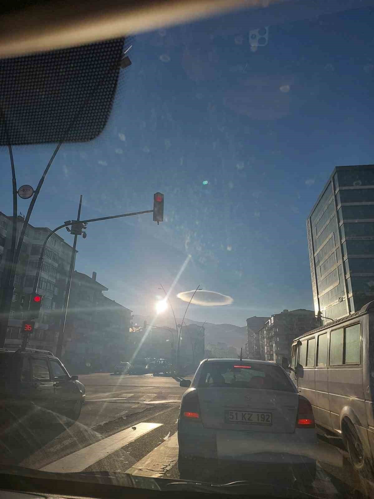 Mercek Bulutları Niğde’de görüldü