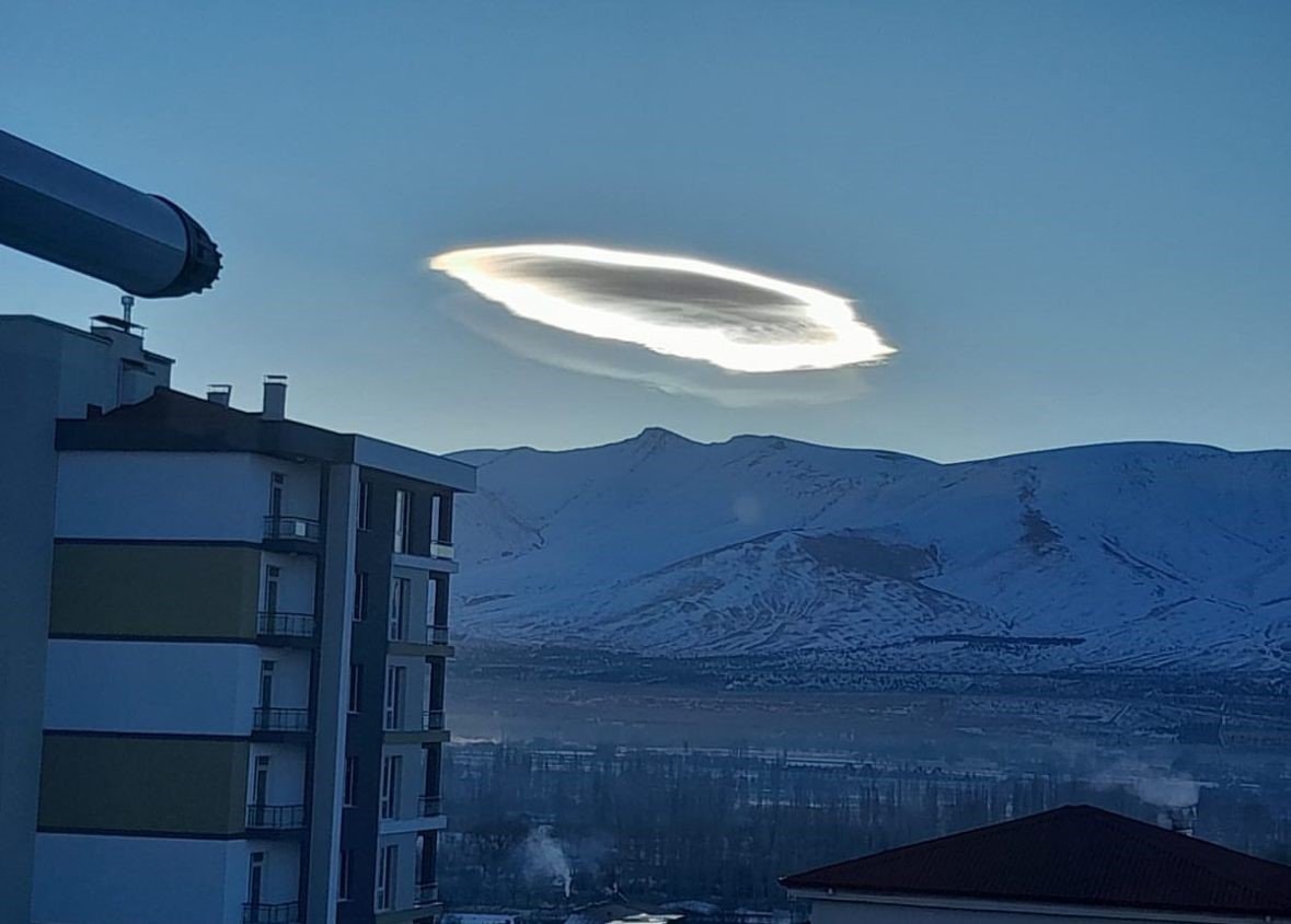 Mercek Bulutları Niğde’de görüldü
