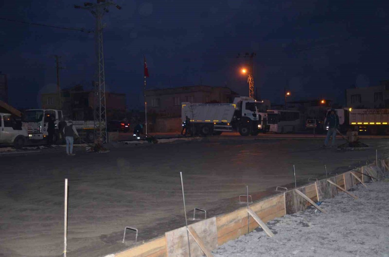 Nurdağı’nda depremzedeler için barınma çalışmaları devam ediyor