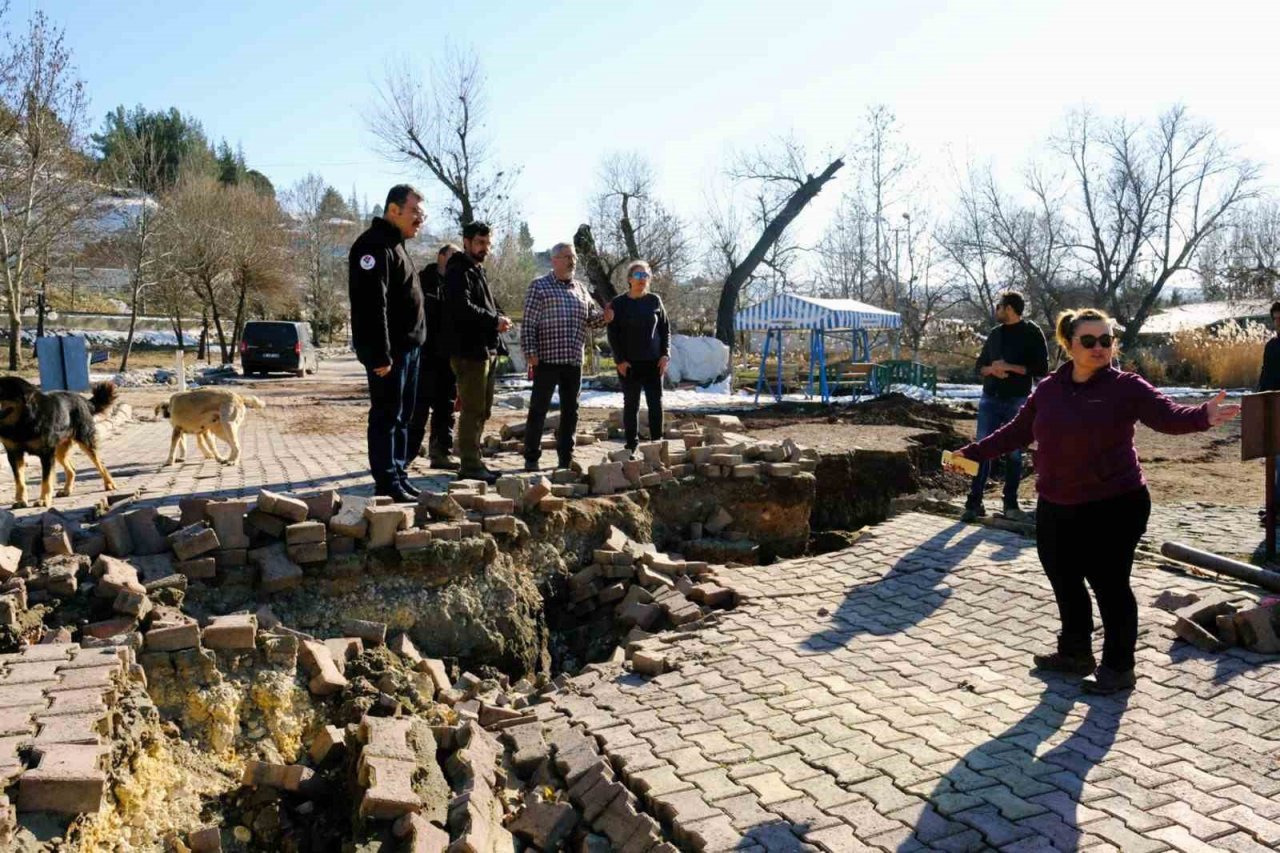 Fay zonu araştırmasına MSKÜ’den Jeolog Murat Ersen Aksoy da katılıyor