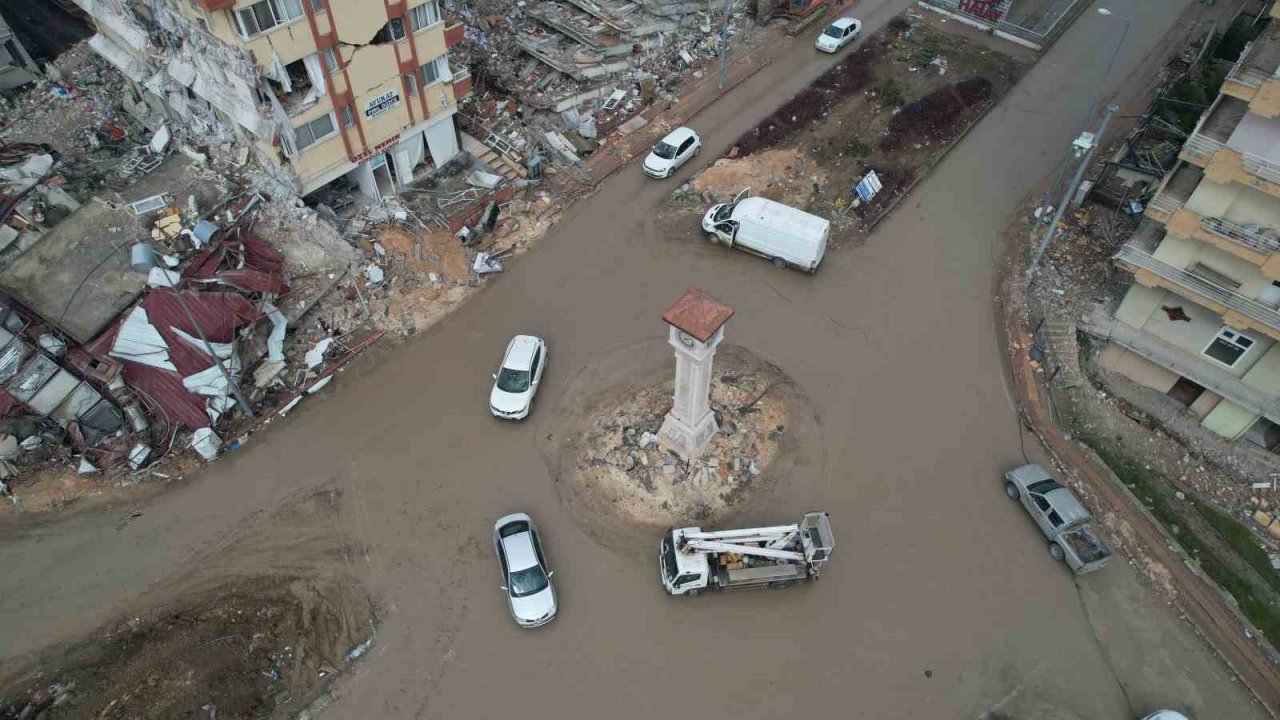 Hatay’da zamanı durduran deprem