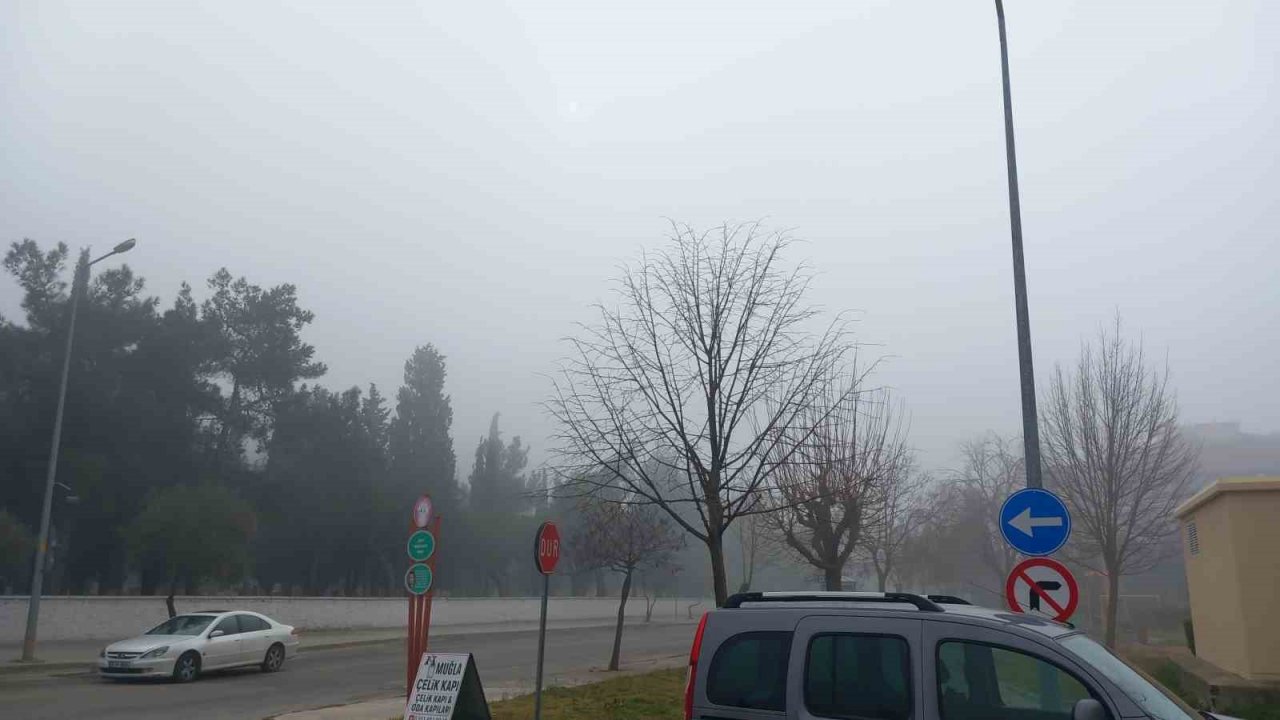 Muğla’da sis nedeniyle görüş mesafesi 5 metreye düştü