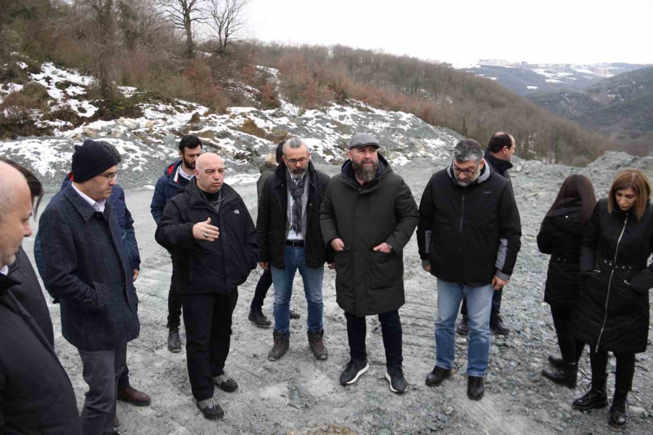 İzmit Körfezi’nin dip çamuru temizlenecek
