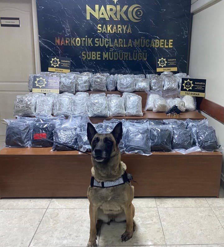 Sakarya’da 80 kilo uyuşturucu yakalandı: 2 gözaltı