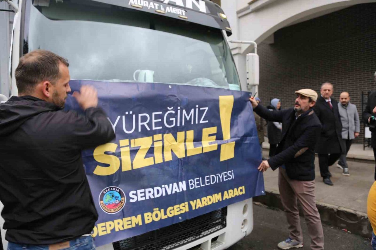 Serdivan’dan deprem bölgesine 23’üncü yardım tırı