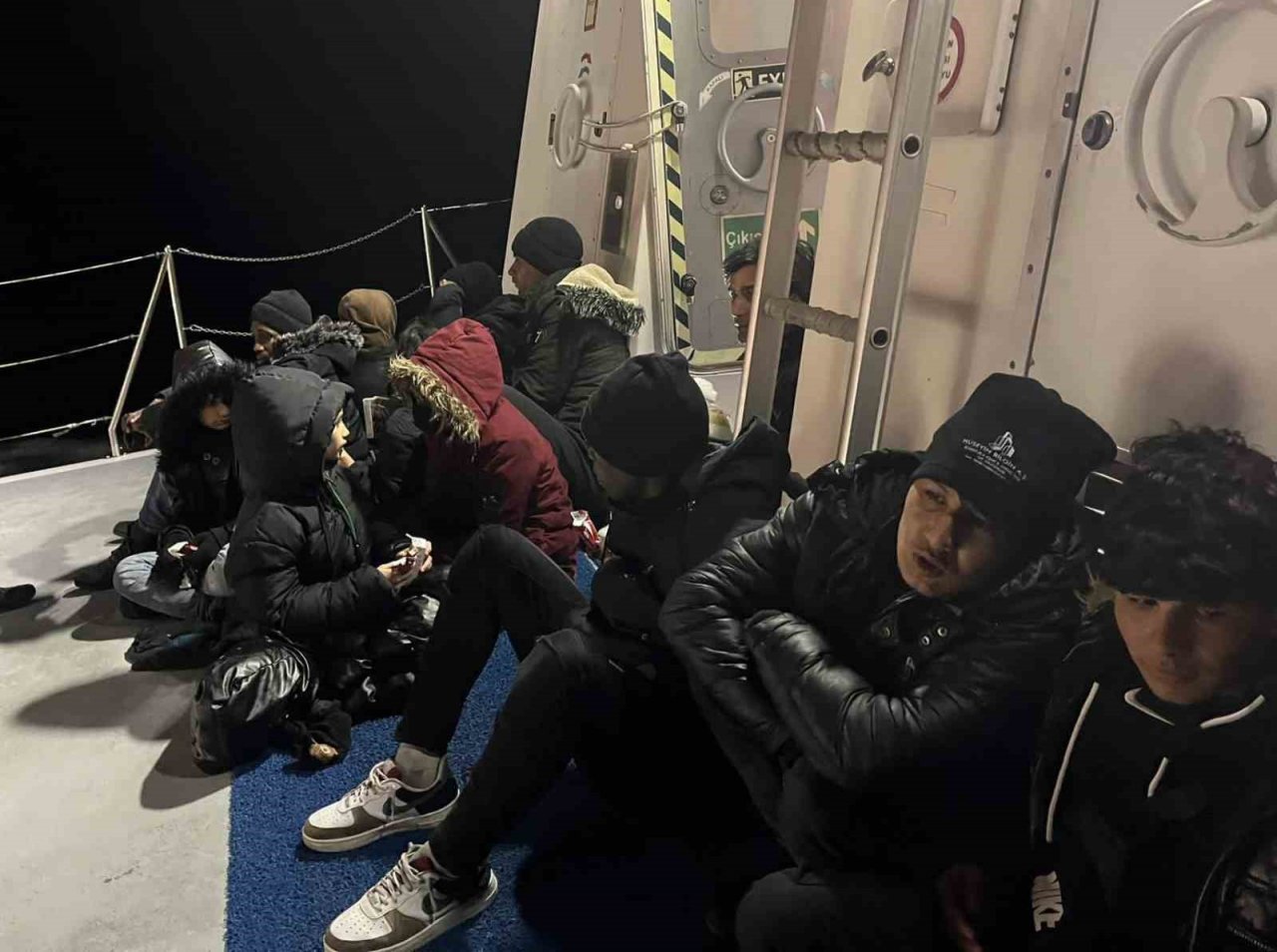 Bodrum’da 33 düzensiz göçmen karaya çıkarıldı