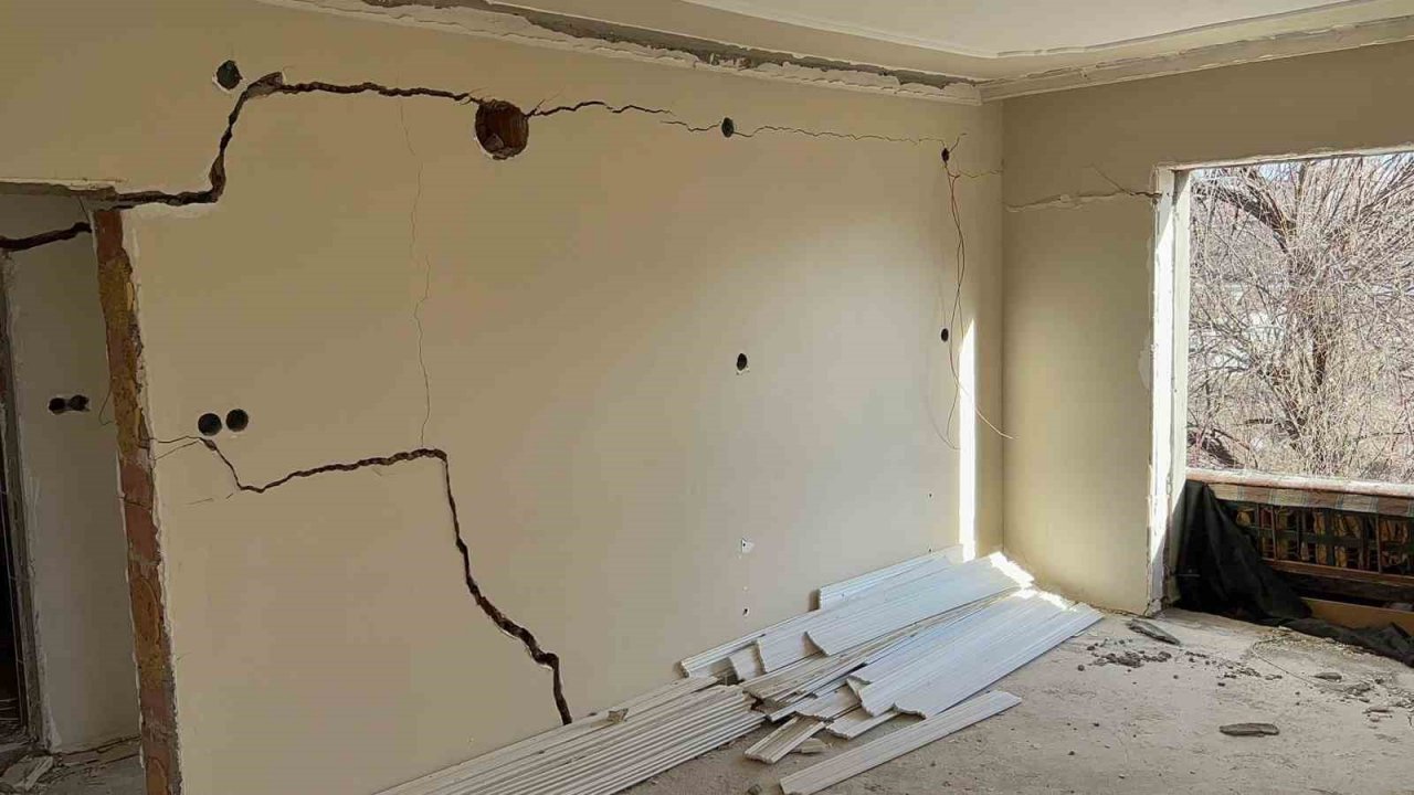 Bu görüntüler deprem bölgesindeki bir kentte değil, Afyonkarahisar’dan