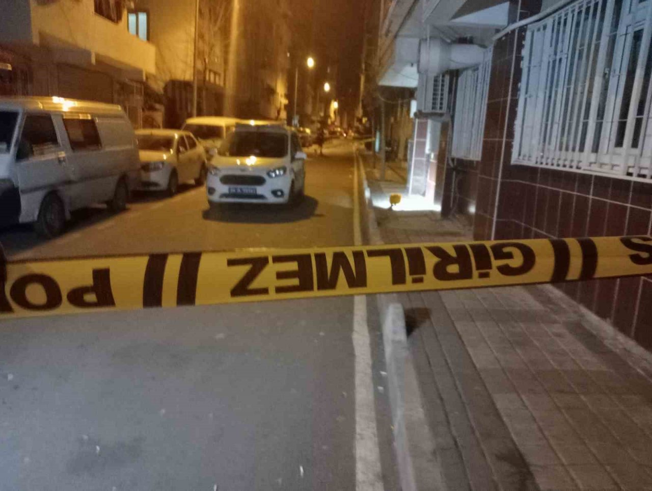 Bağcılar’da silahlı kavga: 2 yaralı