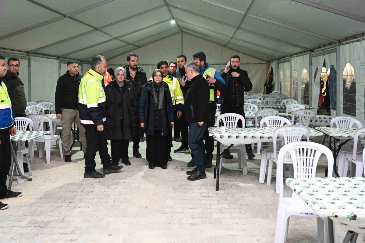 Bursa’nın Hatay’a destekleri büyük