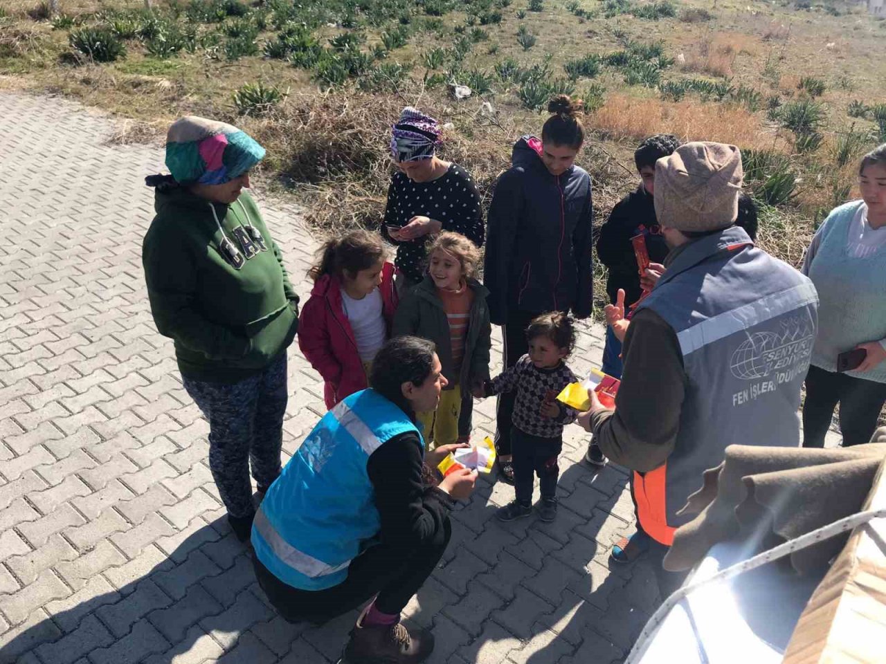 Esenyurt’tan deprem bölgesine 543 bin ihtiyaç malzemesi gönderildi