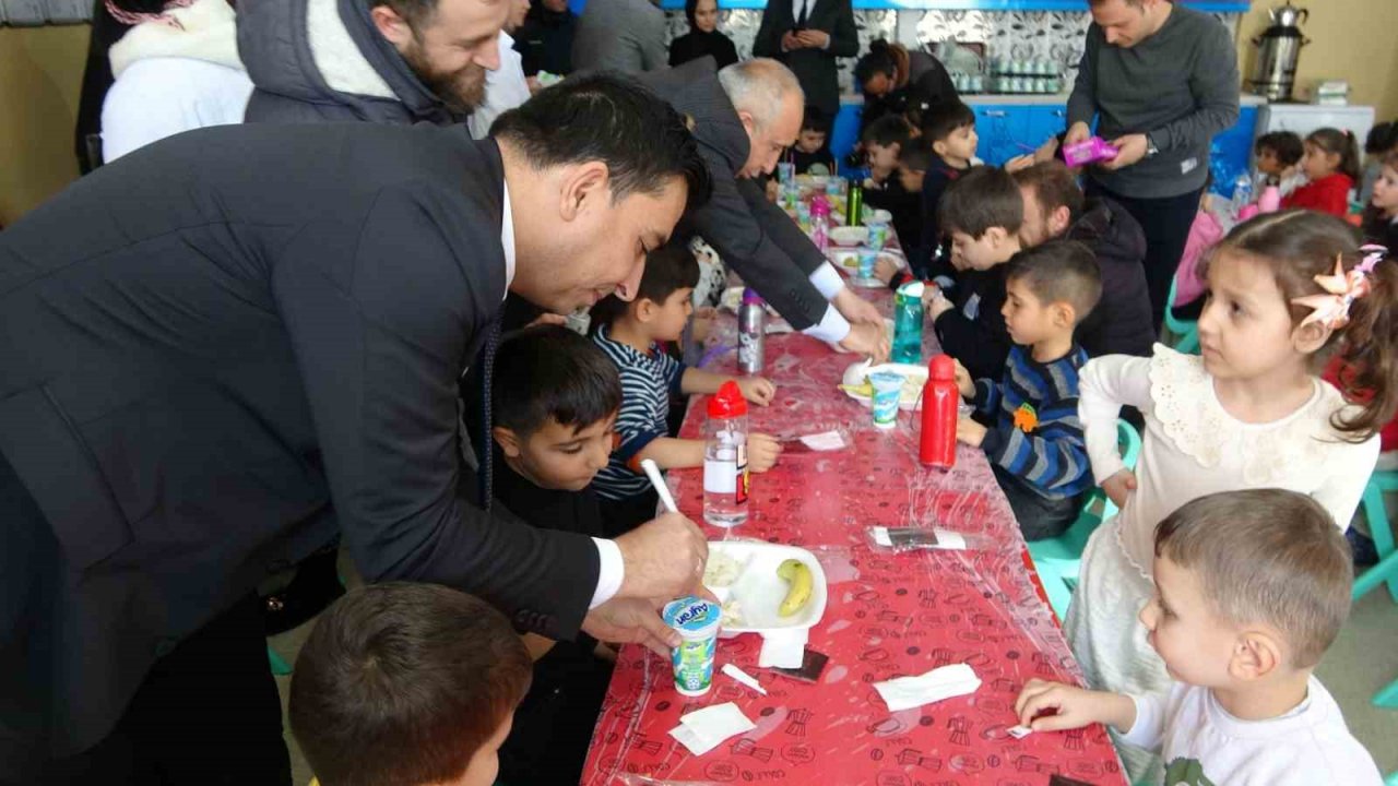 Yüksekovalı öğrencilere ücretsiz yemek hizmeti