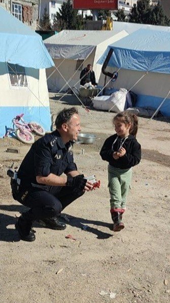 Emniyet müdüründen sosyal medyadan duygu dolu paylaşım