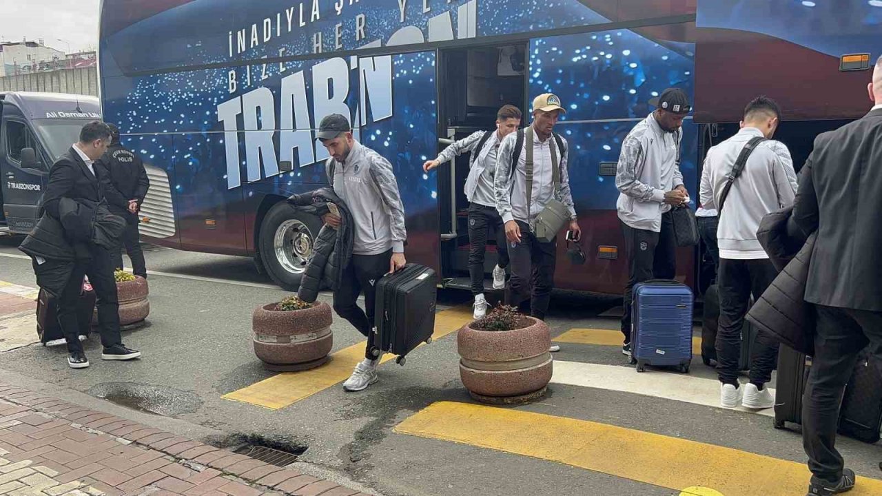 Trabzonspor, tur için İsviçre’ye uçtu