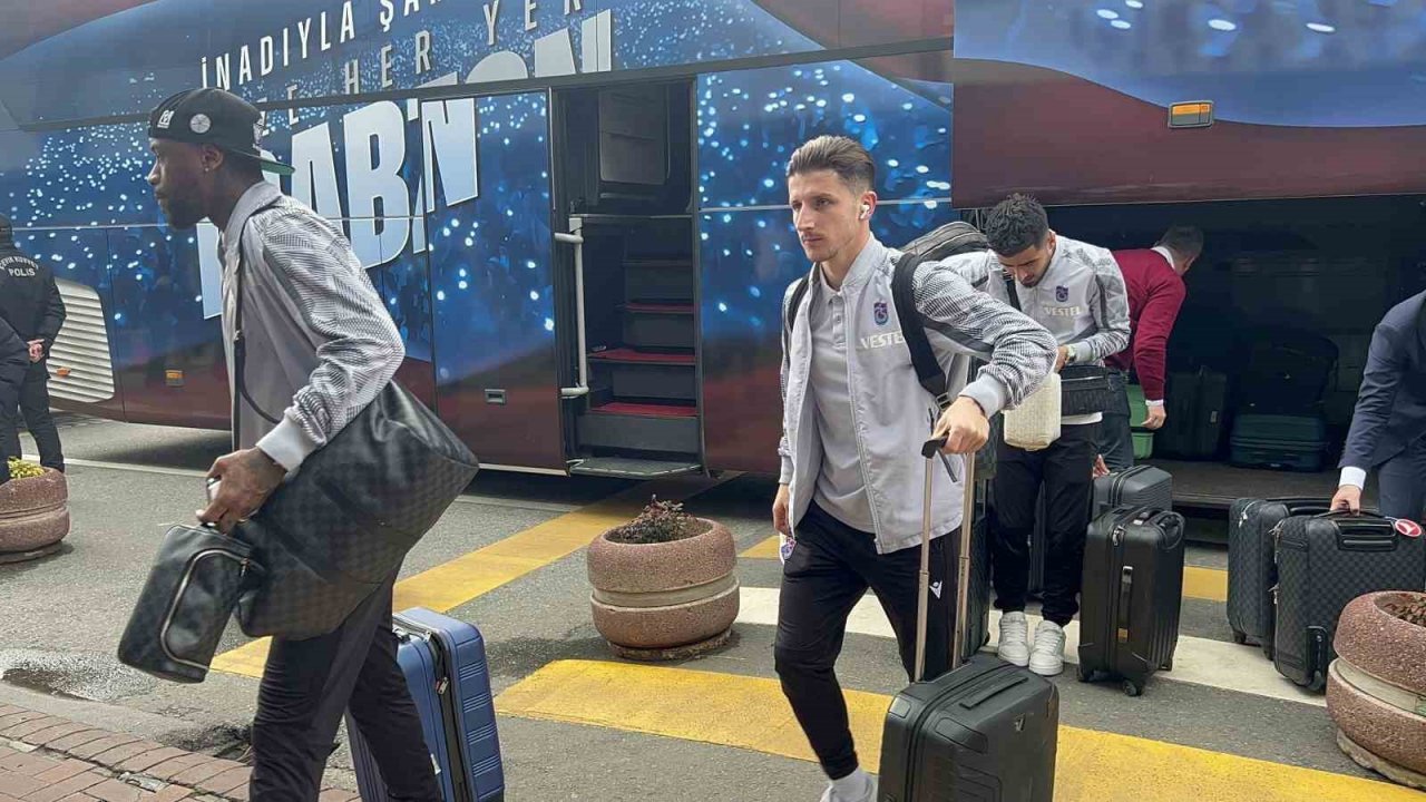 Trabzonspor, tur için İsviçre’ye uçtu