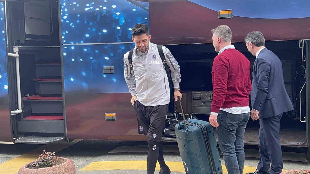 Trabzonspor, tur için İsviçre’ye uçtu