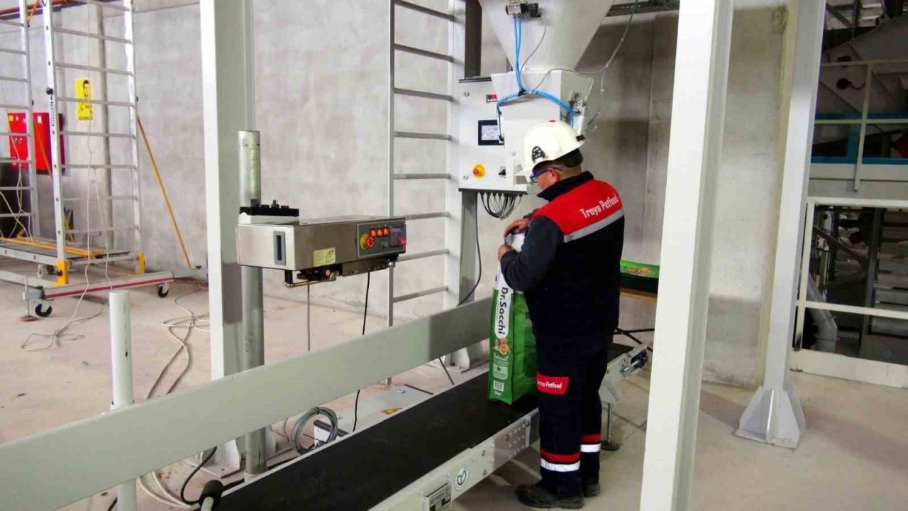 EGİOSB’den deprem bölgesine mama yardımı