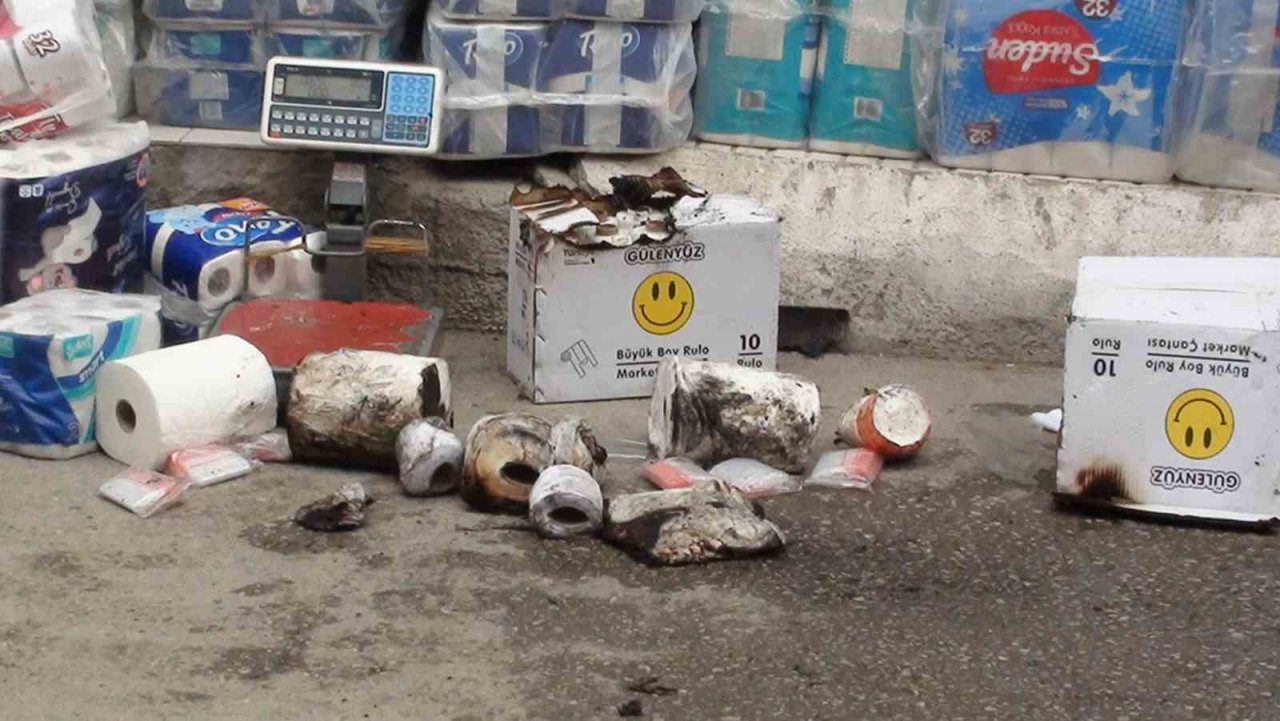 İş yerindeki yangın, maddi hasara neden oldu