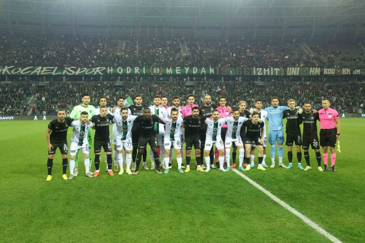 Depremzedeler için oynanan maçın ardından Kocaelispor cephesinden açıklama geldi